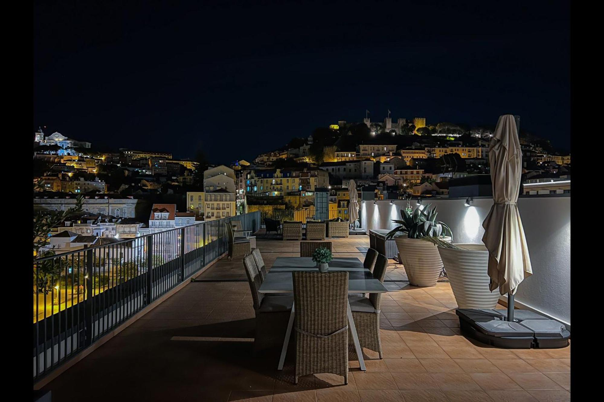 LovelyStay - Breathtaking Panorama - Luxurious Penthouse! Lisbon Bagian luar foto