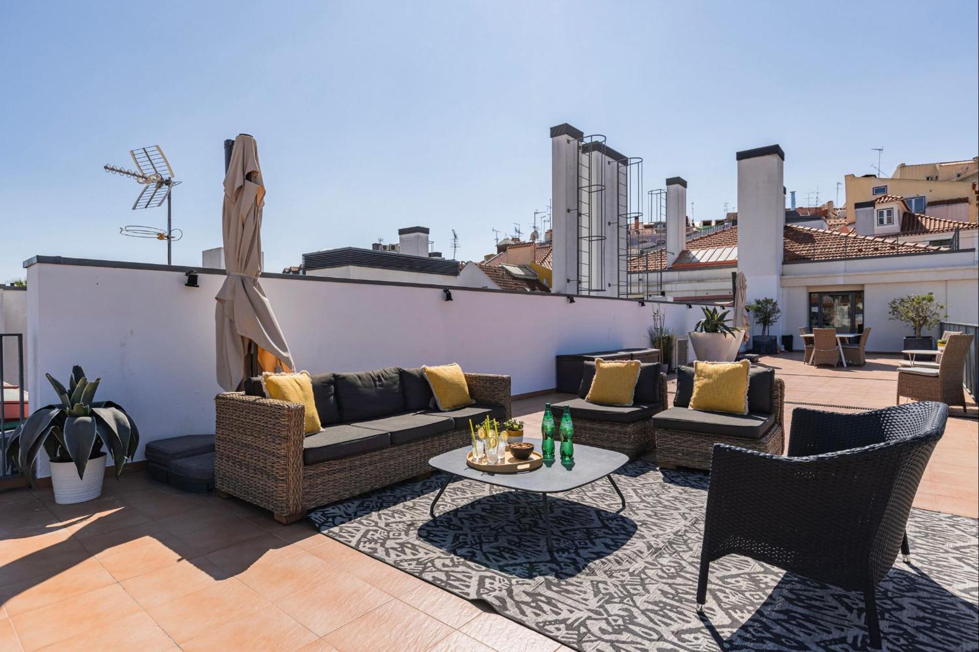 LovelyStay - Breathtaking Panorama - Luxurious Penthouse! Lisbon Bagian luar foto