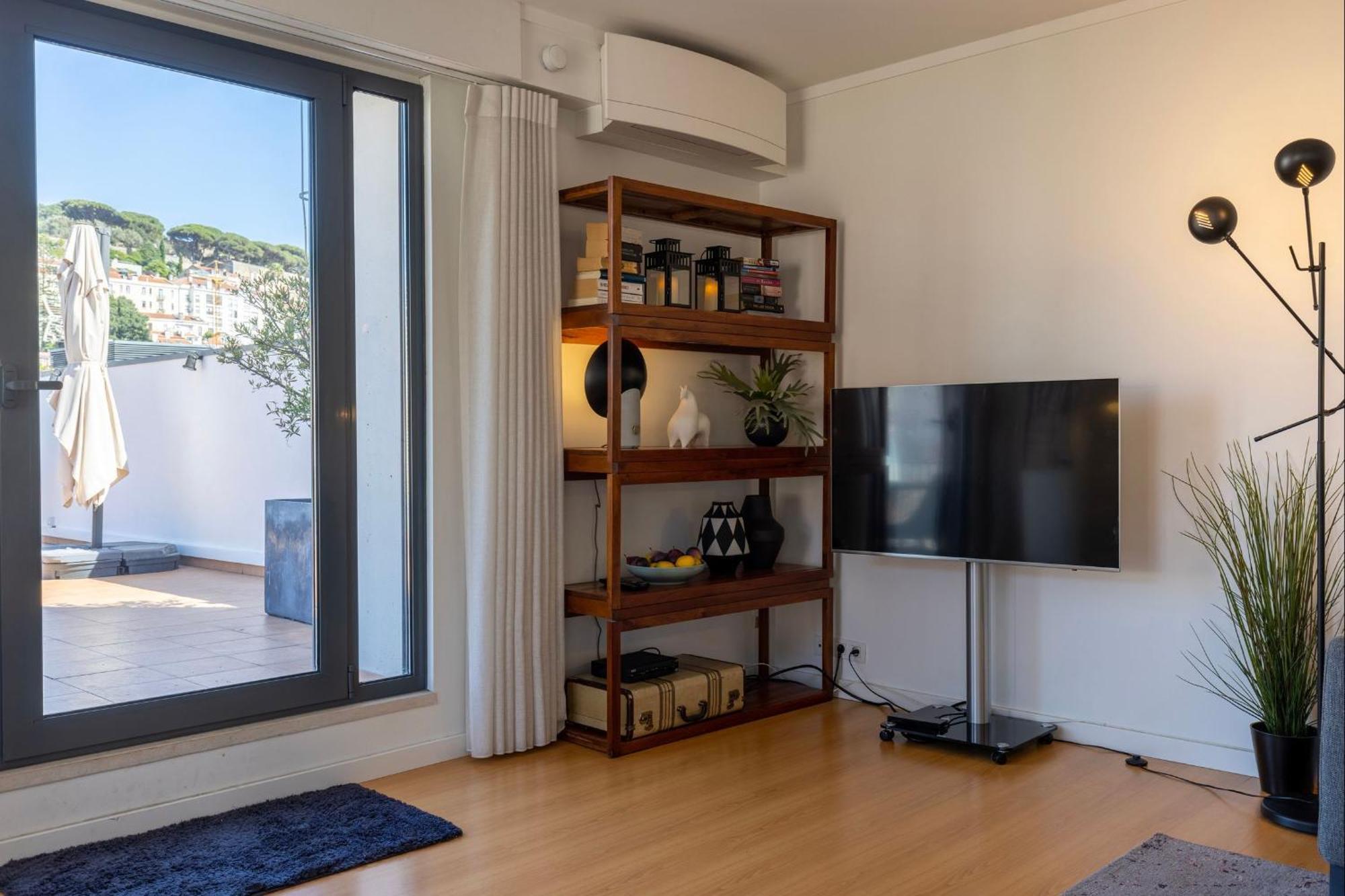 LovelyStay - Breathtaking Panorama - Luxurious Penthouse! Lisbon Bagian luar foto